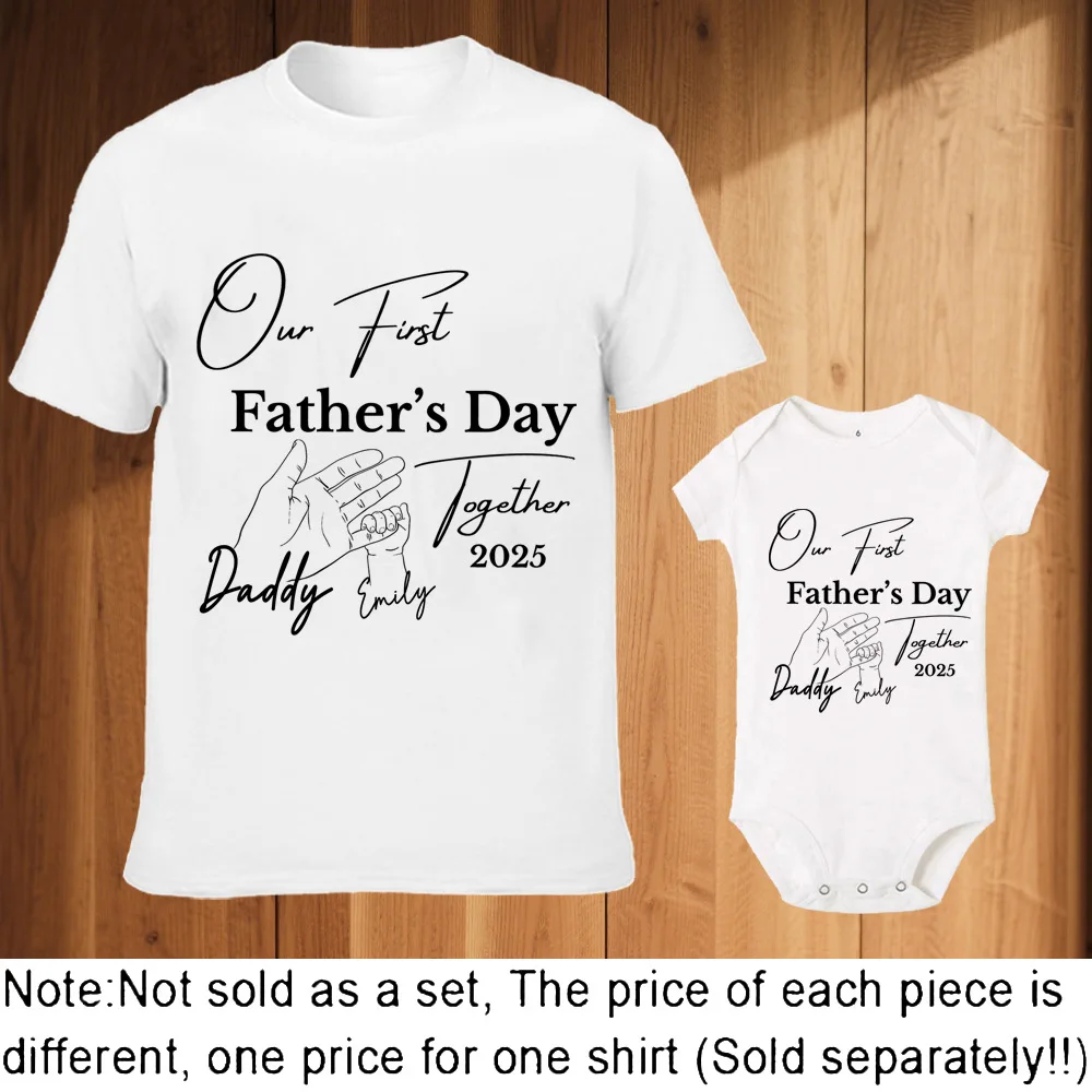 Personalizado nuestro primer día del padre juntos 2025 ropa familiar camisa personalizada para papá mono de bebé regalo del primer día del padre - imagen 5