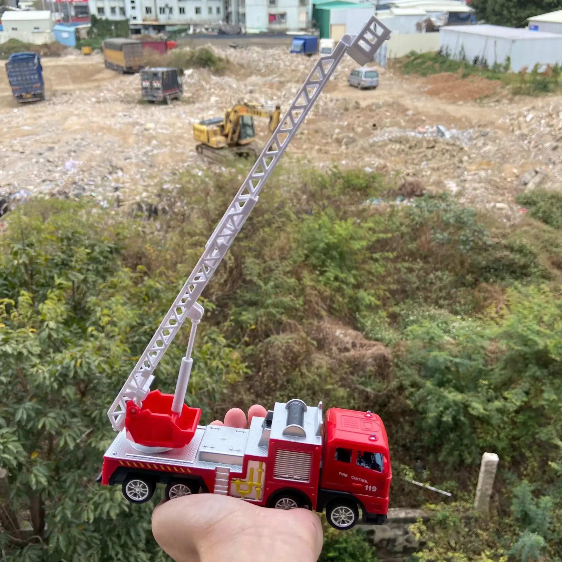 Camión de bomberos con escalera deslizante extraíble para niños - imagen 5