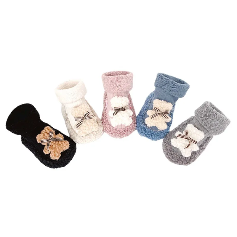 Calcetines de felpa invierno para bebé – Antideslizantes y cálidos - imagen 5