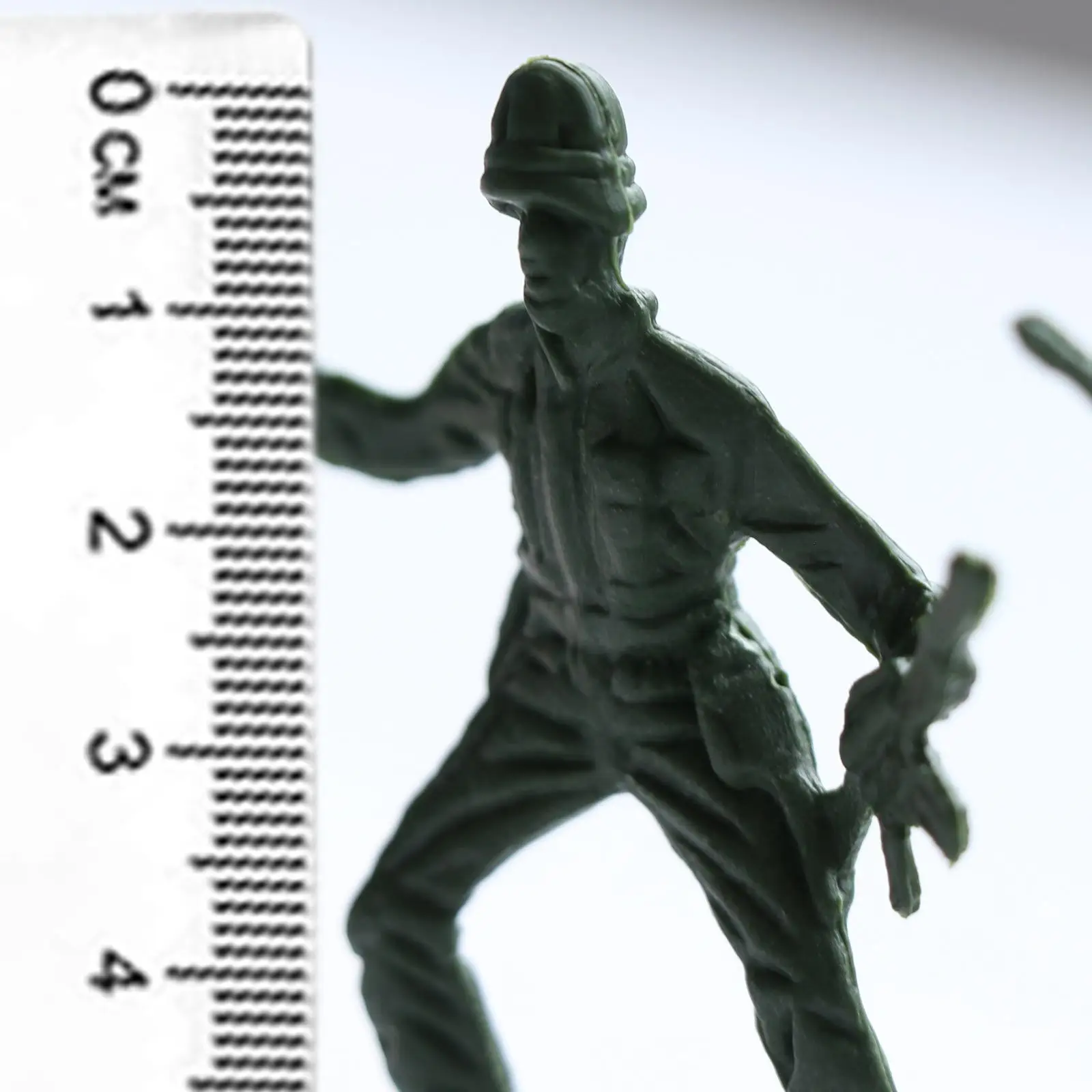 100 pcs 5cm Soldiers Men Action Figures Base Set & Scene Model Games Toy