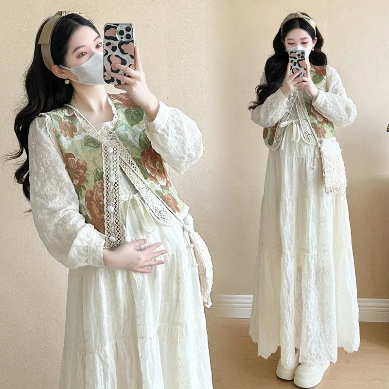 Vestido premamá de primavera con silueta línea elegante - imagen 3