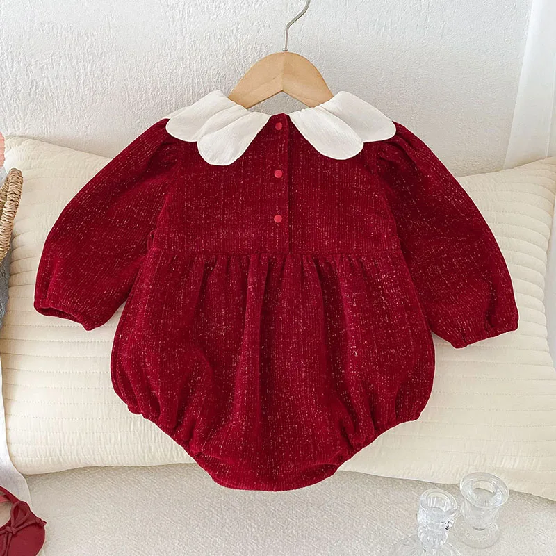 Mono de bebé rojo con cuello Peter Pan para niña pequeña - imagen 2