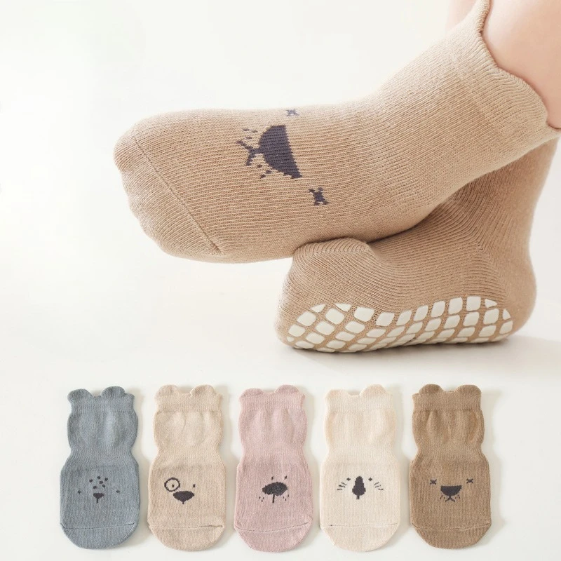 Calcetines de algodón con dibujos animados para bebé, medias antideslizantes para interiores, accesorios para niños de 1 a 5 años, primavera y otoño - imagen 2