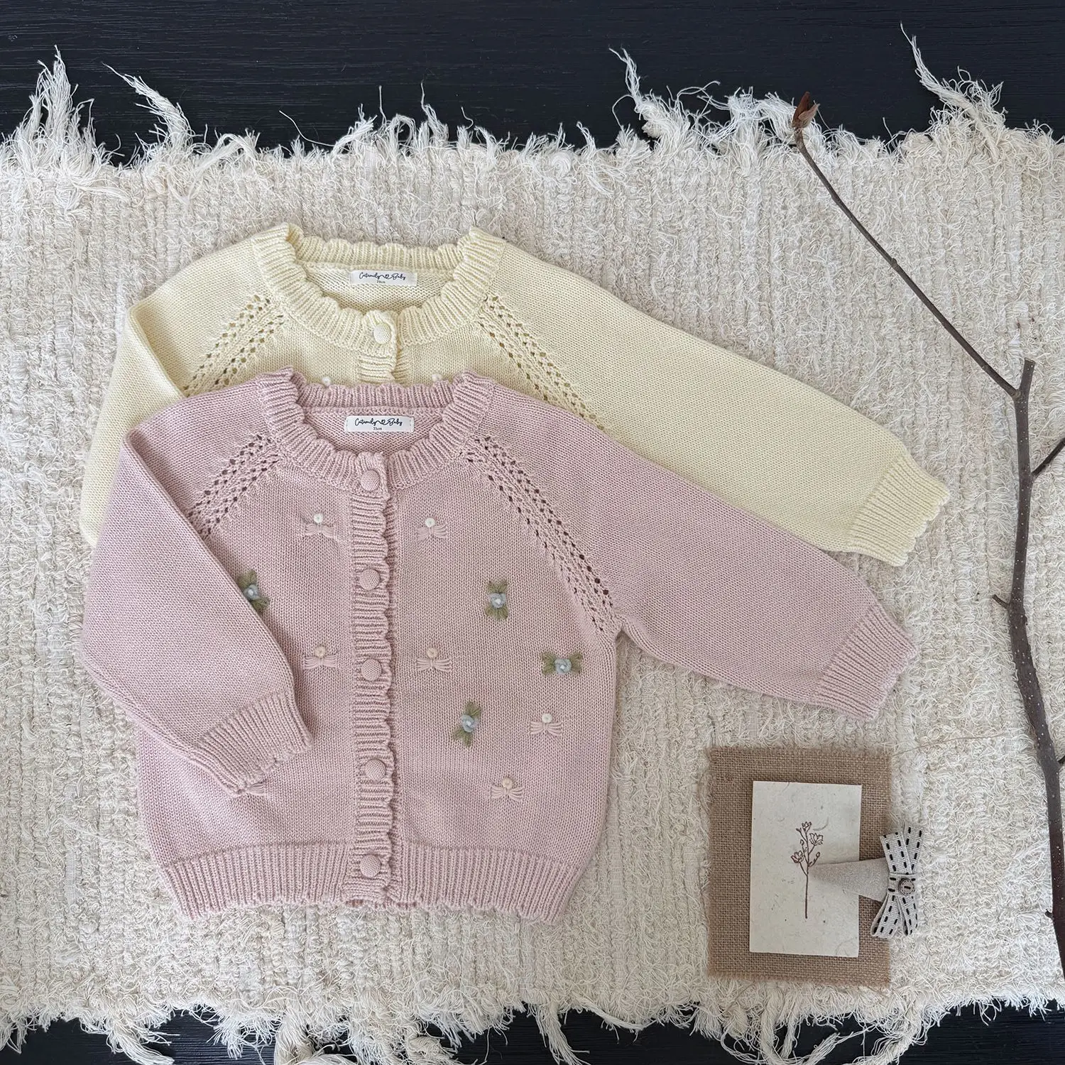 Ropa para niñas de 9 a 4 años, suéteres calados para niñas, cárdigans de punto de un solo pecho, prendas de punto bordadas - imagen 2