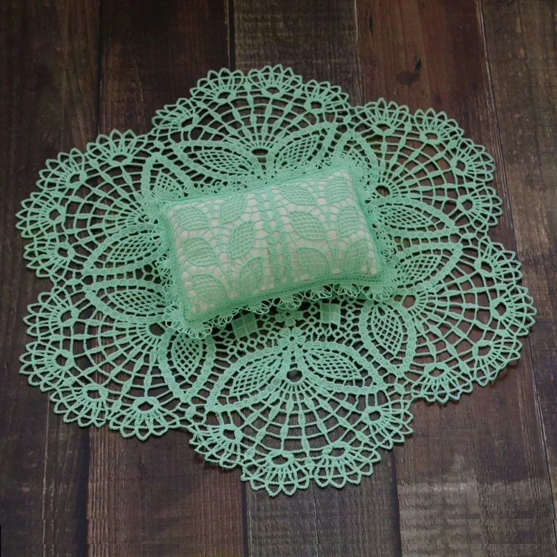 Almohada para posar bebé con tapete de encaje - Fotografía neonatal - imagen 3