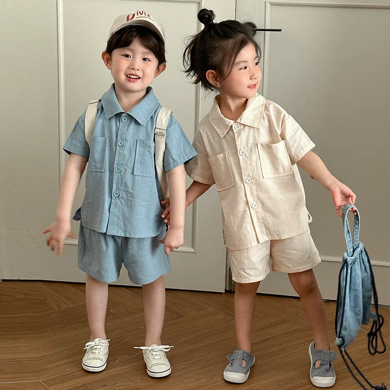 Conjunto infantil de algodón – Camisa y shorts beige para niño