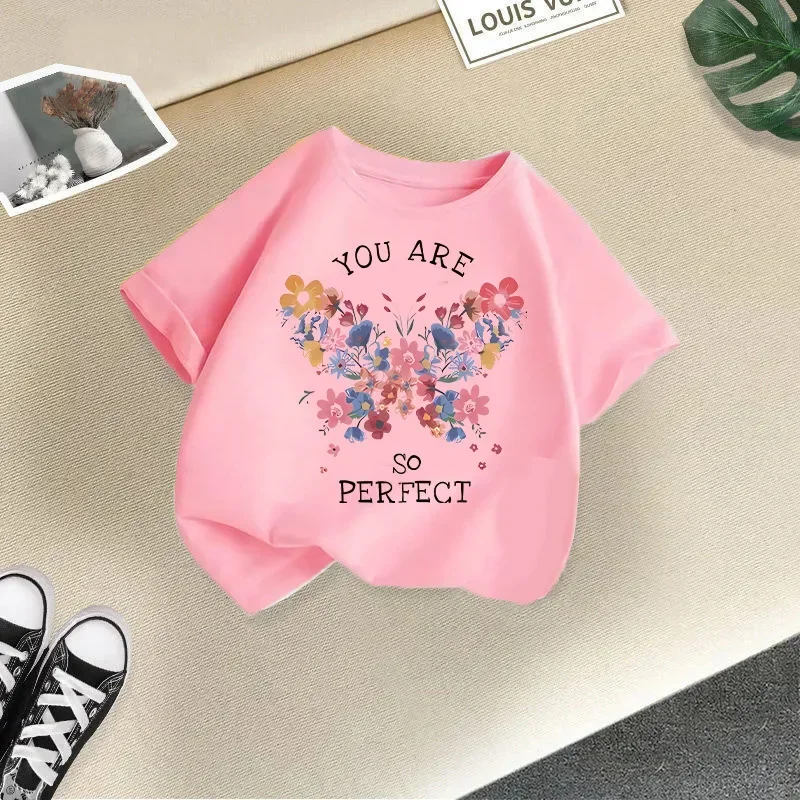 Camiseta de manga corta para niña con estampado de gatitos - imagen 3
