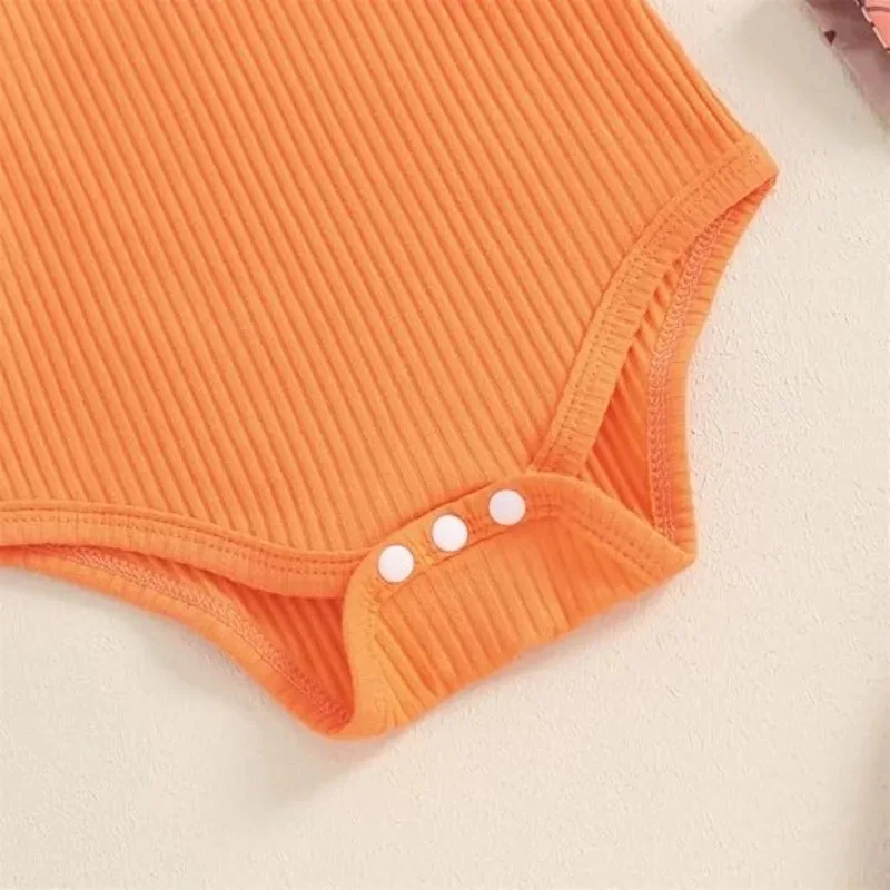 Conjunto bebé falda con tirantes y body manga larga - imagen 4