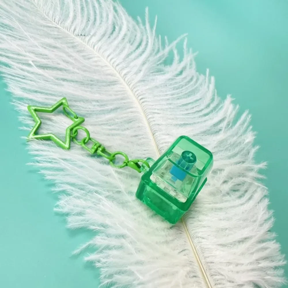 Nuevo DIY teclado Fidget llavero teclas botón con luz Clicker juguete Keycap pasar la hora tapas de teclado de dedo - imagen 2