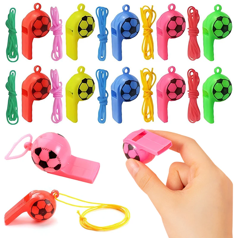 Silbato de fútbol, paquete de 5/10/20 piezas, silbato de plástico de colores mezclados al azar, accesorios para animar, recuerdos de fiesta, regalo de Carnaval ZYF