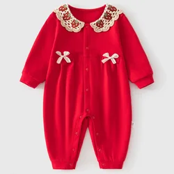 Mono algodón roja para niña con lazo fresa y cuello Peter Pan