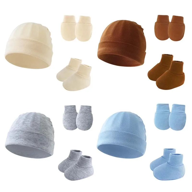 Set de algodón para recién nacido: gorro, guantes y calcetines