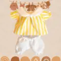 yellow stripes