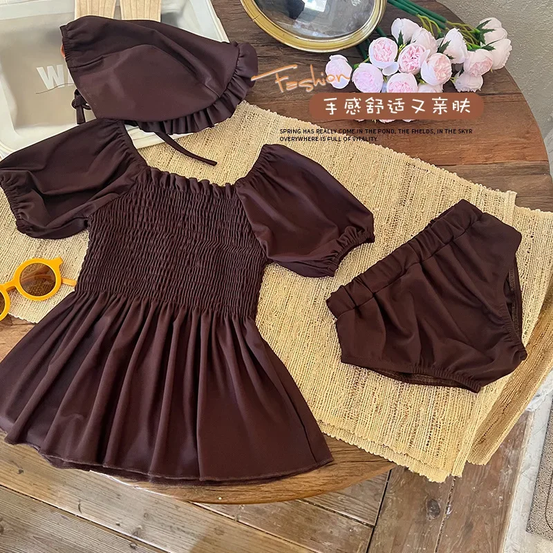 Conjunto de traje de baño sencillo y bonito de moda coreana para niños y niñas, traje de baño de Color café Beige para bebés, ropa de playa para jugar al verano, 3 uds.