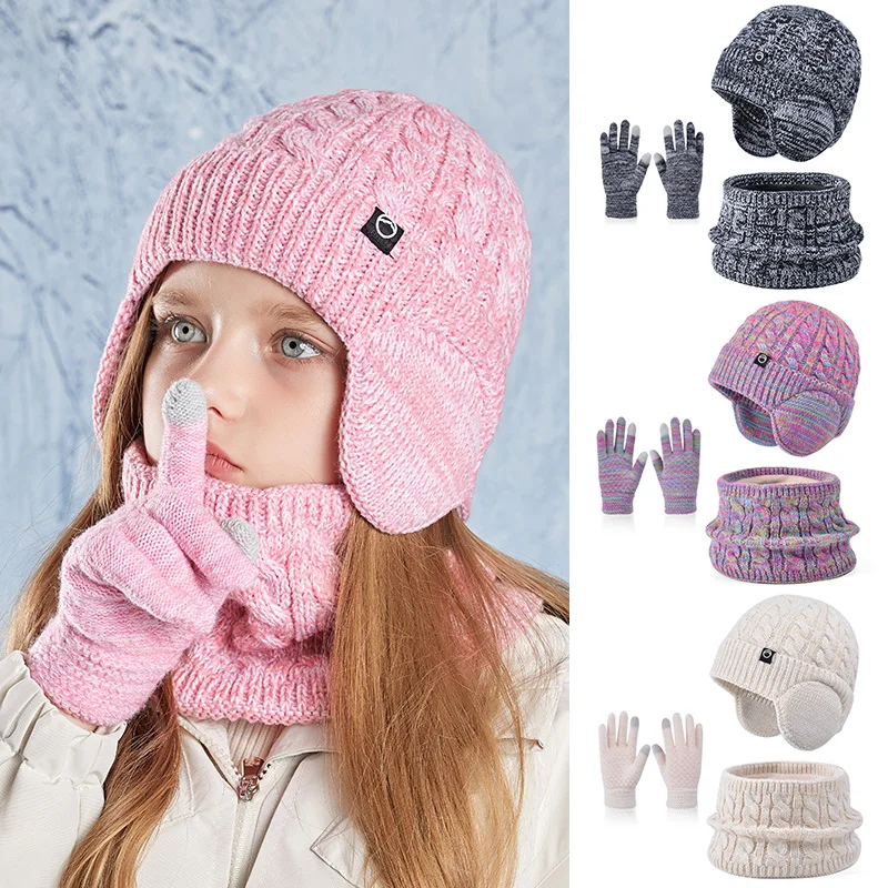 Conjunto de invierno infantil: gorro, bufanda y guantes exteriores - imagen 4