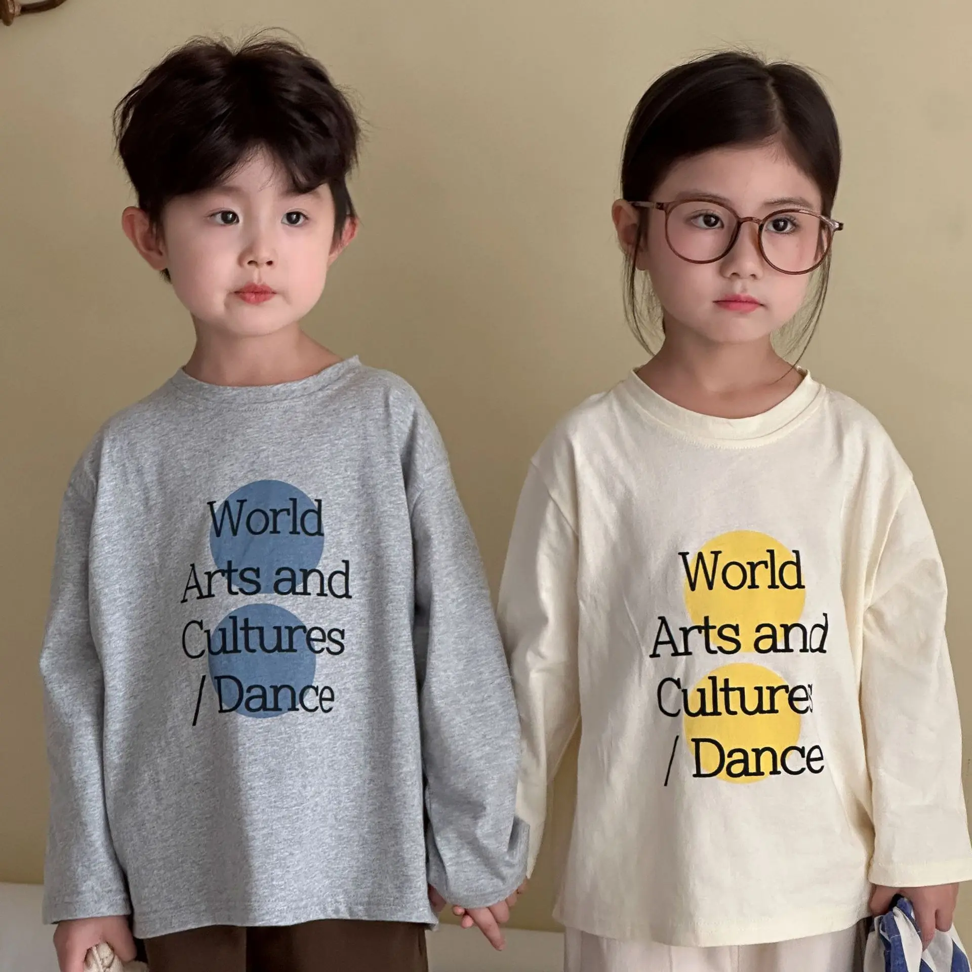 Camiseta de manga larga para niños, ropa de otoño, nuevo estilo, camisa Base holgada para niña, Top para bebé