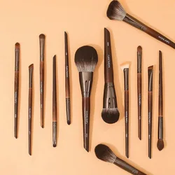 Juego de brochas de maquillaje con mango de madera y cerdas suaves