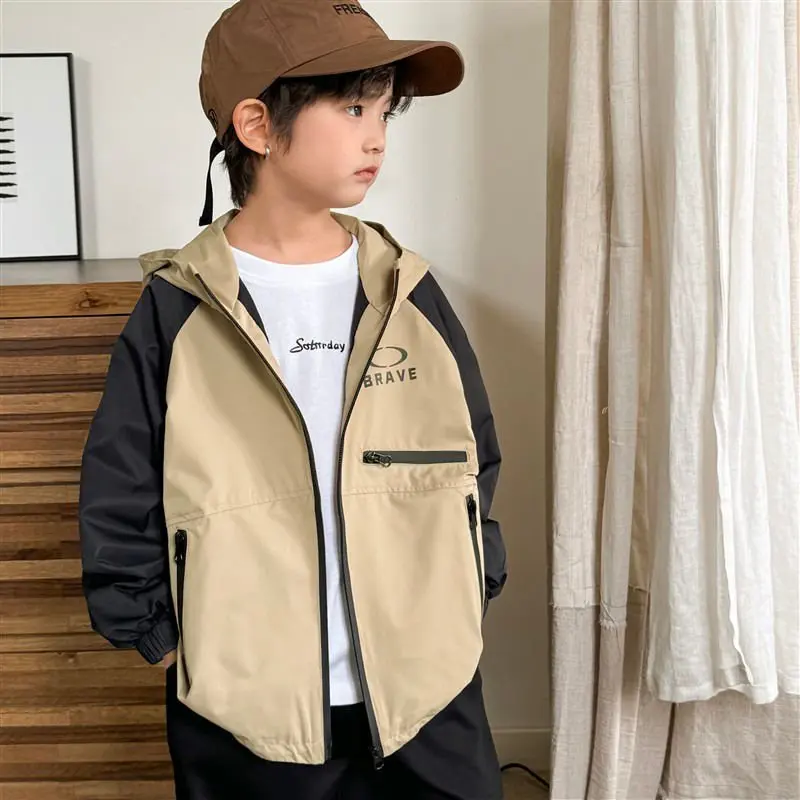 Chaqueta cortavientos impermeable transpirable con capucha para niño - imagen 3