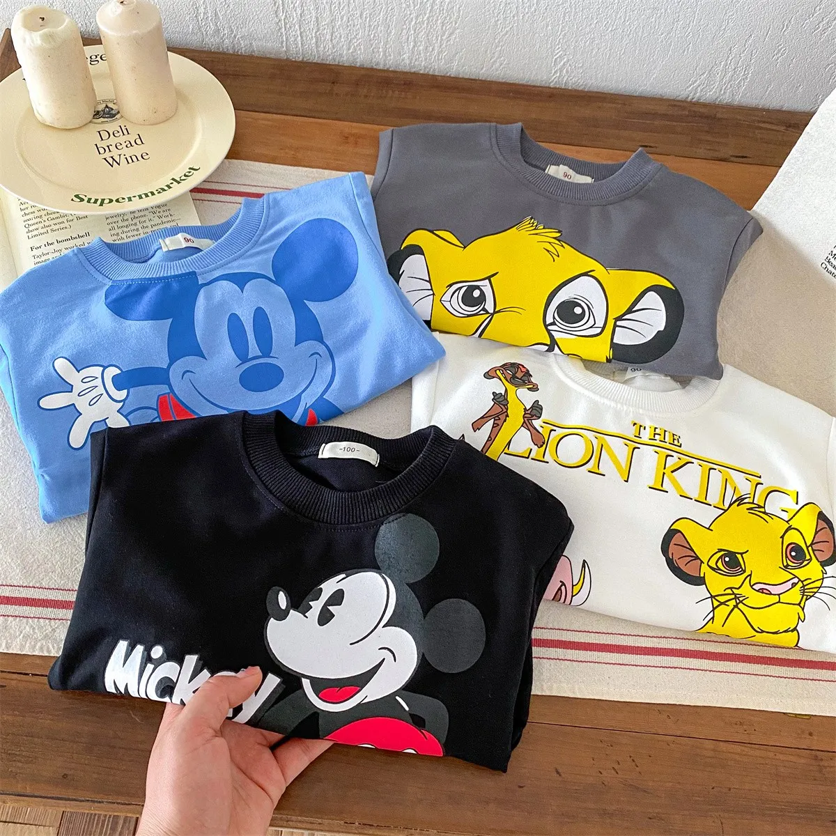 Ropa para niños con patrón de Mickey, Tops de manga larga, sudadera, disfraz de bebé, ropa holgada de primavera y otoño, Sudadera con capucha de dibujos animados a la moda - imagen 2