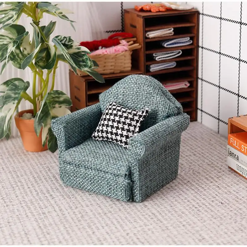 XXFE Sofá de Felpa Miniatura con Almacenamiento – Casa Muñecas 1/12 - imagen 4