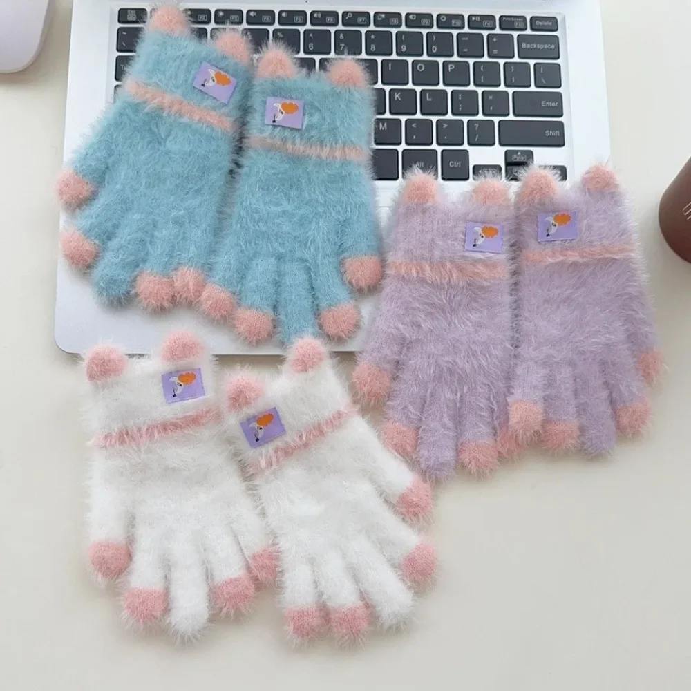 Un par de guantes para niños pequeños tipo visón de 3 a 8 años, manoplas gruesas y cálidas con protección contra el frío, Material de pelo largo, guantes cálidos de invierno - imagen 2