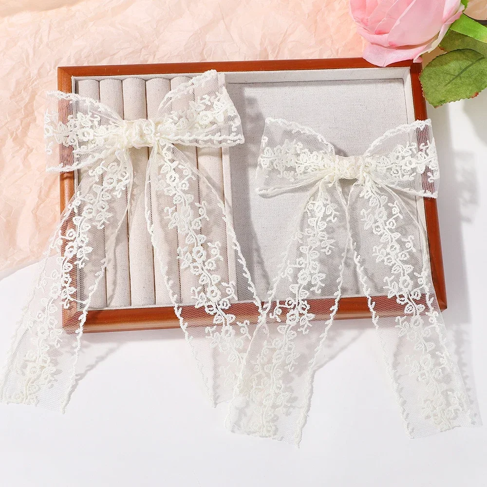 Pinzas para el cabello con lazo y borlas largas blancas de 8 pulgadas para mujeres y niñas, horquillas elegantes con flores de encaje hueco, accesorios para el cabello - imagen 5