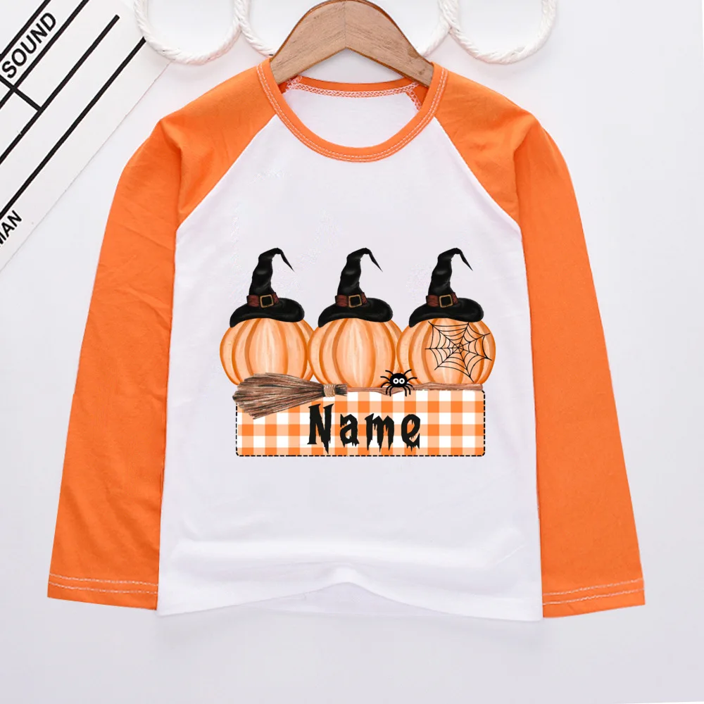 Camiseta personalizada infantil de raglán con nombre para Halloween - imagen 4