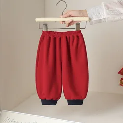 Conjunto de bebé niño estilo chino rojo de manga larga y pantalón