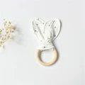 teether E (7cm)