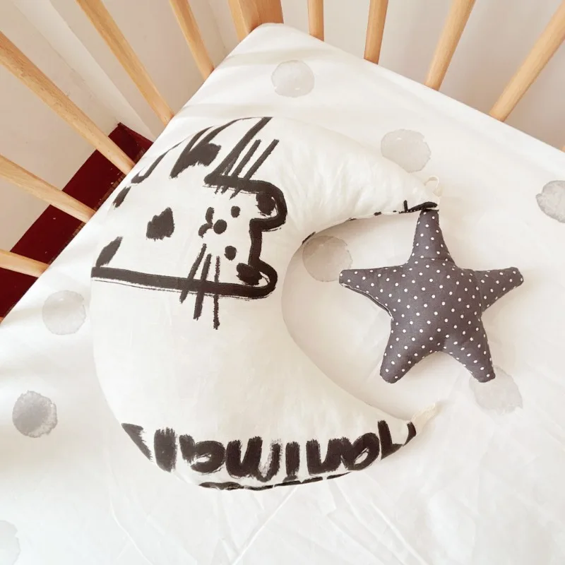 Almohadas con forma de bebé de dibujos animados INS para niño y niña, almohadas de algodón suave con protección para el cuello para recién nacidos, almohada de lactancia multifuncional - imagen 4