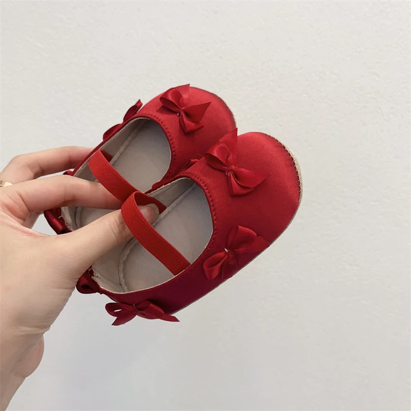 Zapatos para niñas, día de Navidad, zapatos rojos de princesa con lazo para niños, cómodos zapatos antideslizantes de suela blanda para niños pequeños, primeros zapatos para caminar - imagen 3