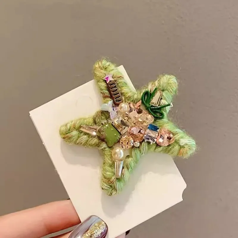 Pinzas para el cabello con forma de estrella de dopamina para niña: detalles de felpa y diamantes de imitación, pinzas de pico de pato para flequillo/pelo de bandeja, lindos clips laterales versátiles. - imagen 2