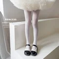 bow white