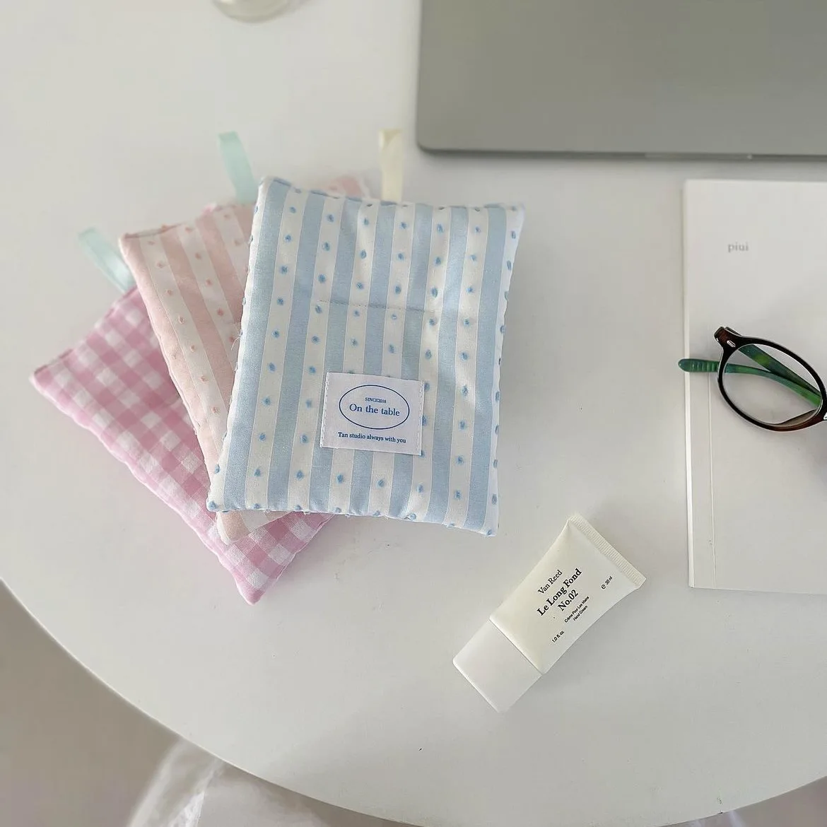 Posavasos de lunares estilo Ins, almohadilla aislante de tela de algodón cuadrada portátil, posavasos para bebidas colgantes suaves, accesorios de fotografía