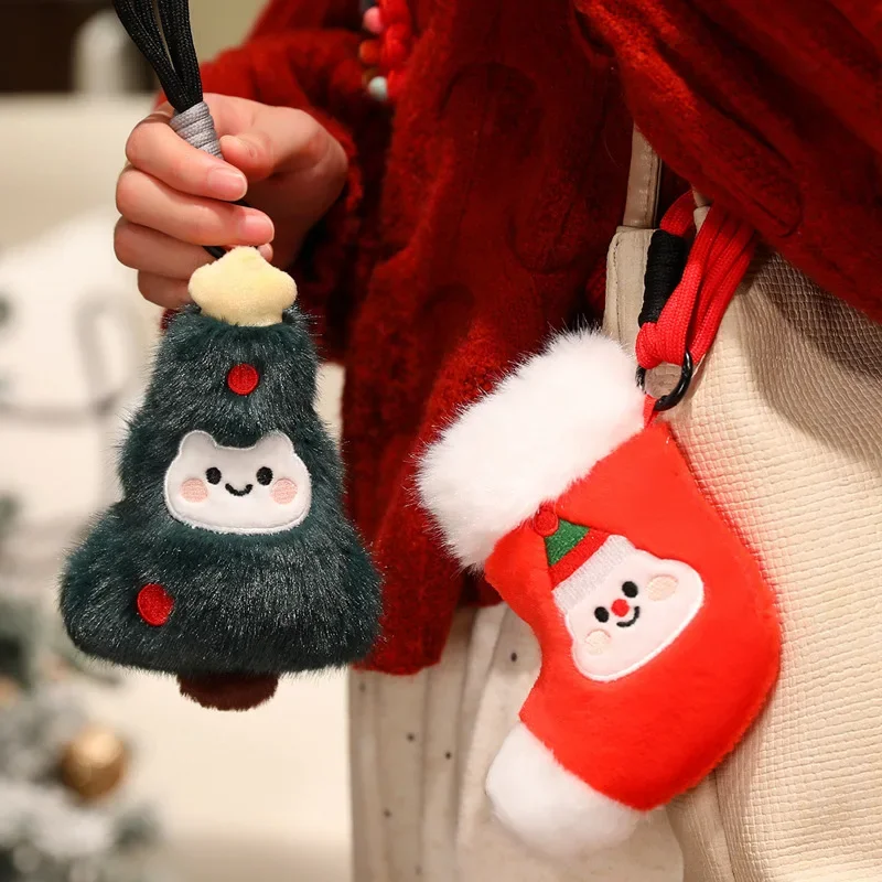 Bota roja de peluche suave con detalles festivos