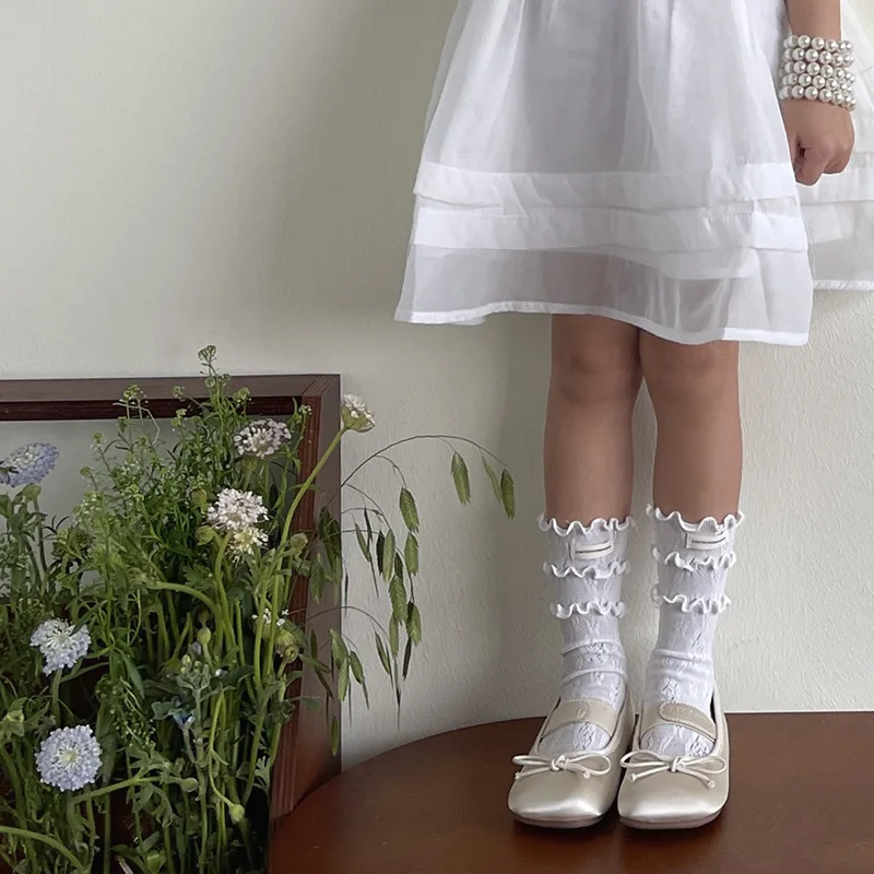 1 par de calcetines sencillos coreanos hasta la pantorrilla para niños y niñas, calcetines con volantes de Color sólido Jacquard para niños, calcetines escolares de algodón suave para primavera y verano - imagen 4