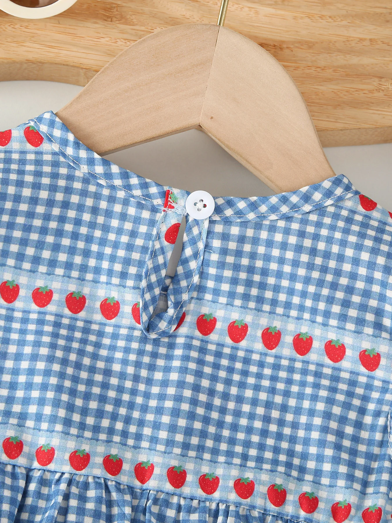 Ropa de verano para niñas pequeñas, ropa con estampado de fresa de una pieza acampanada de manga corta para niñas pequeñas de 0 a 2 años, 2026 - imagen 3