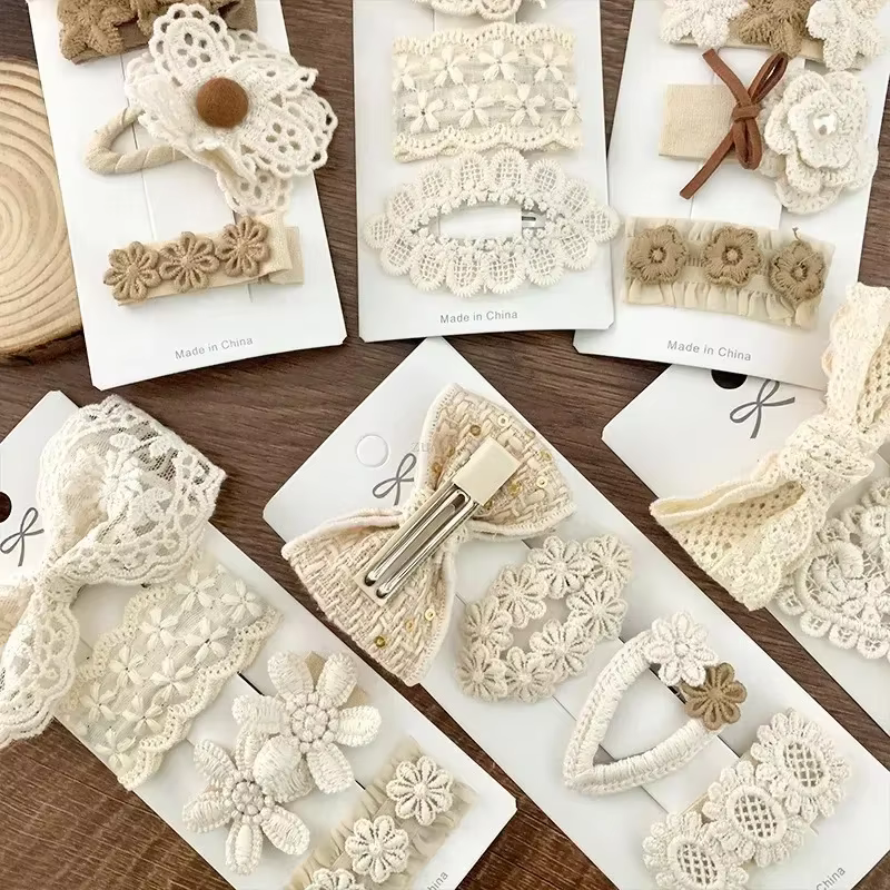 Pasadores flores encaje bebé suave niña – Horquillas lazo blanco - imagen 5