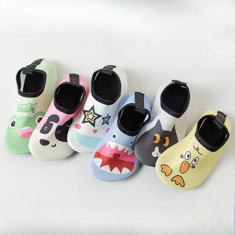 Zapatos bonitos de dibujos animados para niños, vacaciones, verano, playa, secado rápido, zapatos de natación acuáticos, viajes al aire libre, zapatos de suelo interior, zapatos de baño