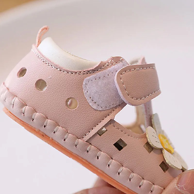 Zapatos de bebé de verano, nueva moda, zapatos suaves para niña, antideslizantes, cómodos, planos, primeros caminantes, sandalias de princesa simples y lindas Н®вжд osnн - imagen 3