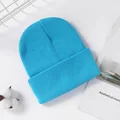blue hat