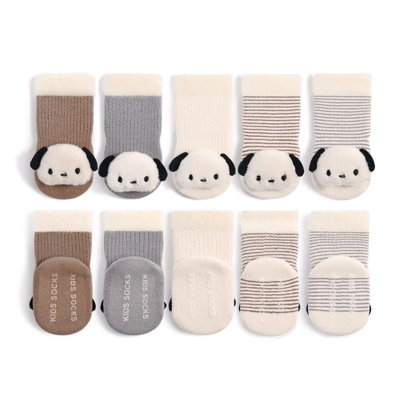 Calcetines de muñeca de terciopelo cálidos con dibujos animados para bebé, calcetines antideslizantes transpirables para suelo interior, zapatos para niña, zapatos informales suaves para niños y niñas - imagen 5