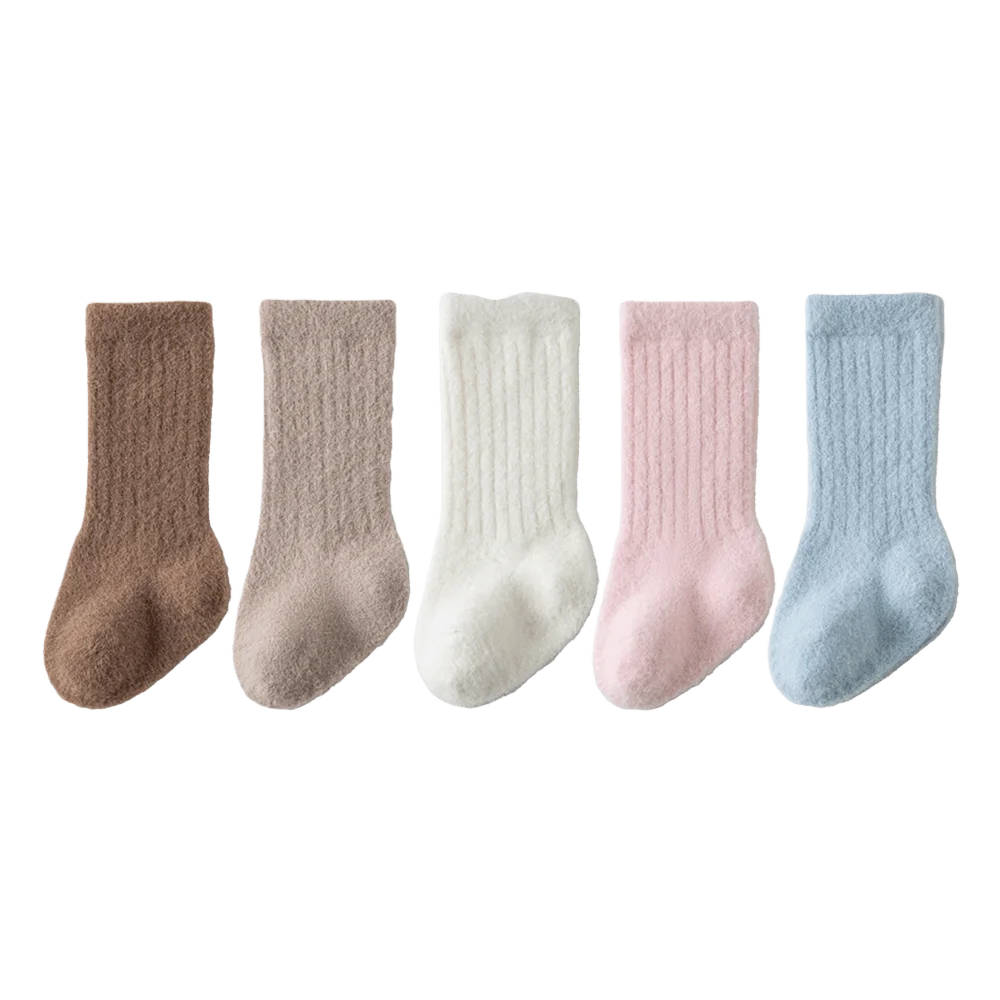 Nuevos calcetines de terciopelo Terry para bebé, medias de interior de Color sólido de tubo medio, calcetines de punto cálidos y gruesos cómodos para recién nacidos