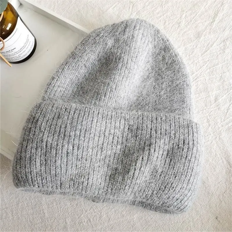 Gorro de punto de doble pliegue de pelo de conejo largo de Angora con diamantes de imitación de lujo ligero, gorro con orejeras cálido para clima frío de invierno, versátil para mujer - imagen 4