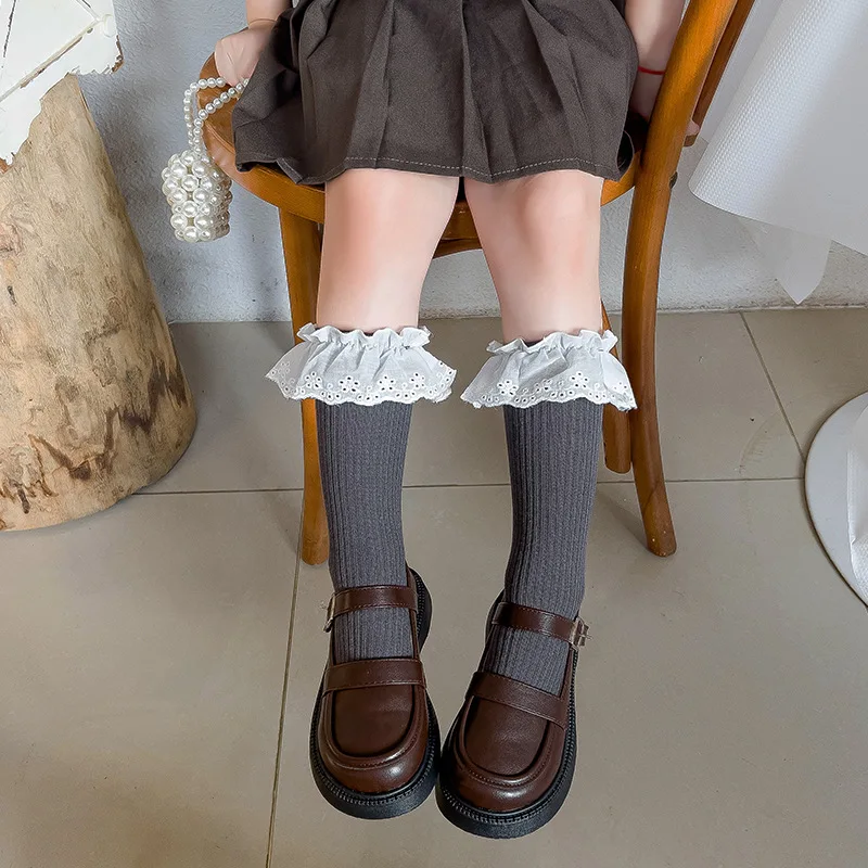 Calcetines hasta la rodilla para niñas, calcetines largos sueltos de princesa con volantes de encaje de algodón suave para niñas, calcetines de tubo medio tejidos para niñas lindas - imagen 5
