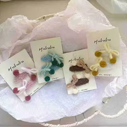 Pinzas de pelo con pompón para niñas – Antideslizantes otoño invierno