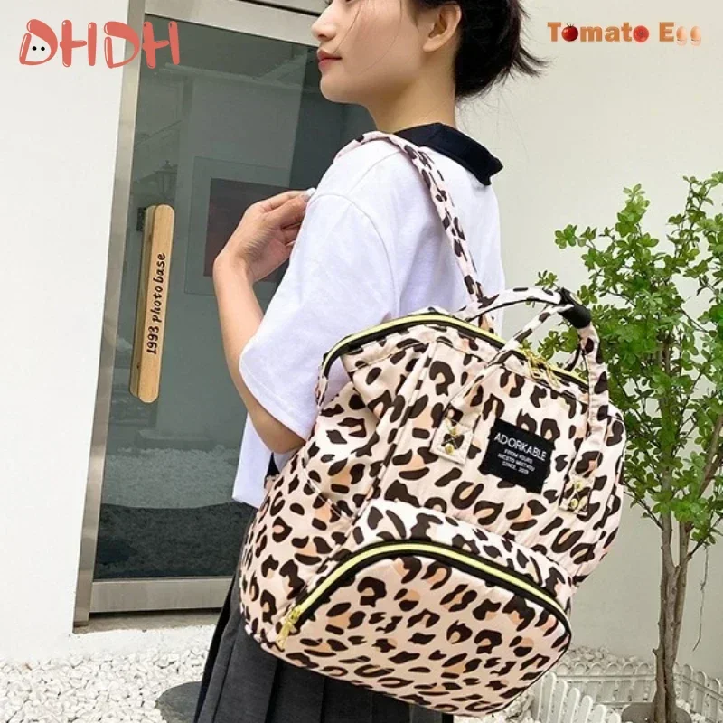 Bolsa de pañales para bebé con cremallera y estampado infantil - imagen 5
