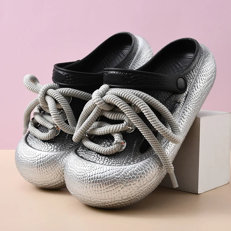 Sandalias plataforma verano niños – Cordones, doradas y plateadas - imagen 2