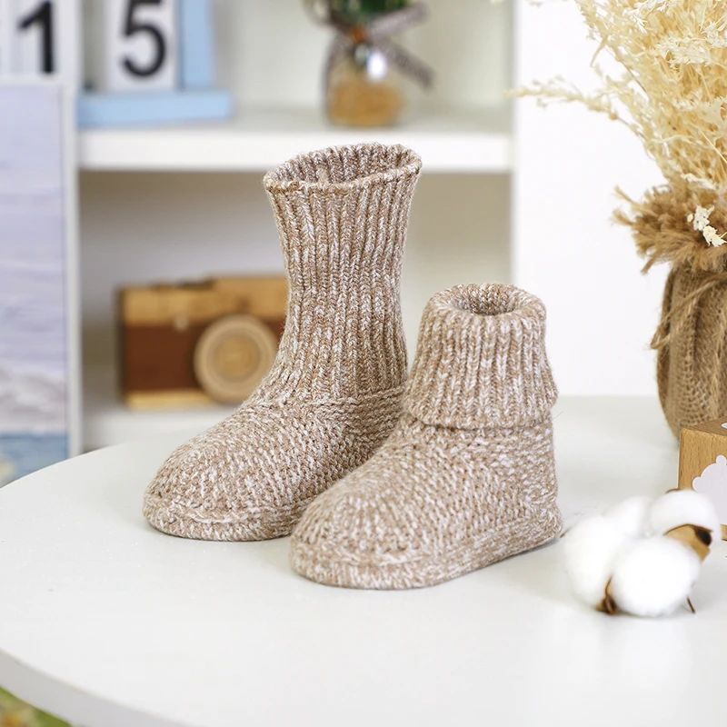 Botines para bebé recién nacido, botas tejidas a mano para niños y niñas, antideslizantes, cálidos, para primeros pasos, 0-12M, zapatos de cuna para suelo interior y exterior - imagen 3
