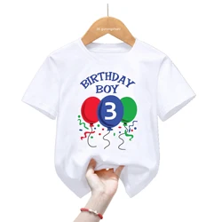 Camiseta de cumpleaños para niño con números y globos coloridos